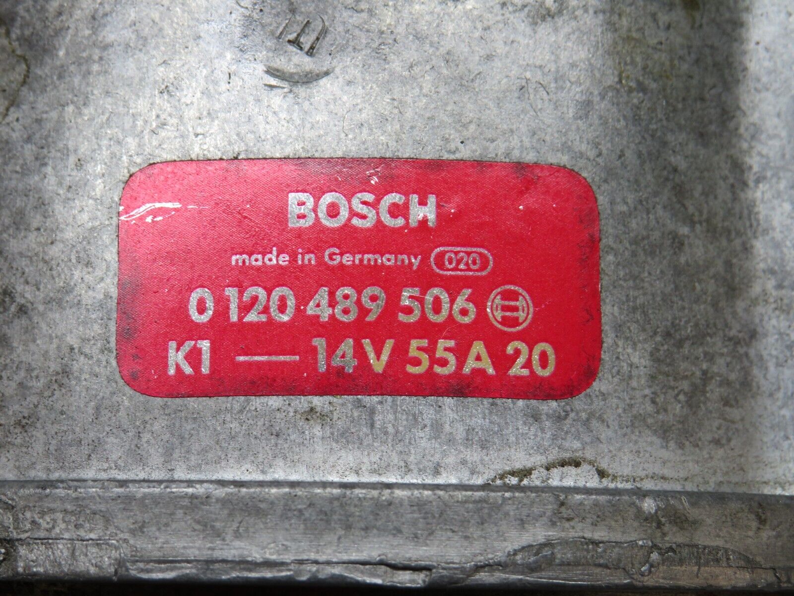 0773 Mercedes-Benz C107 350SLC Alternator Generator Bosch 0120489506