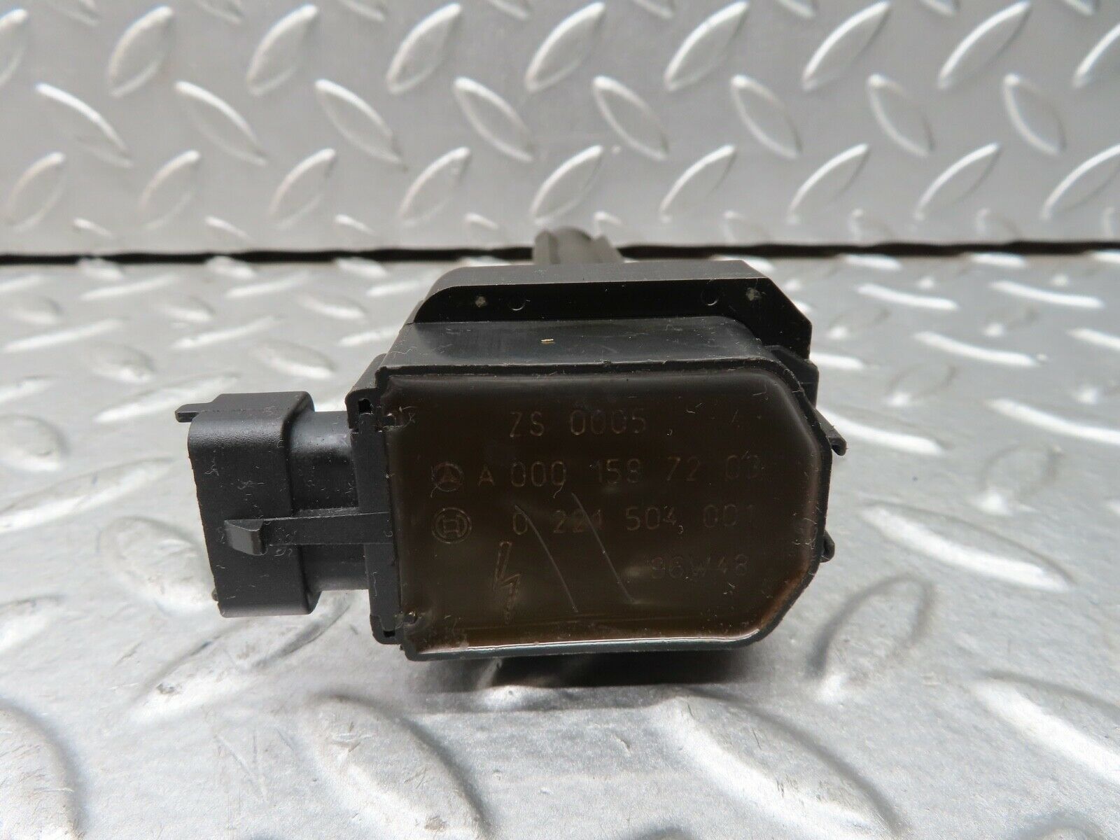 19551 Mercedes-Benz C140 CL420 Coupe Ignition Coil 0001587203