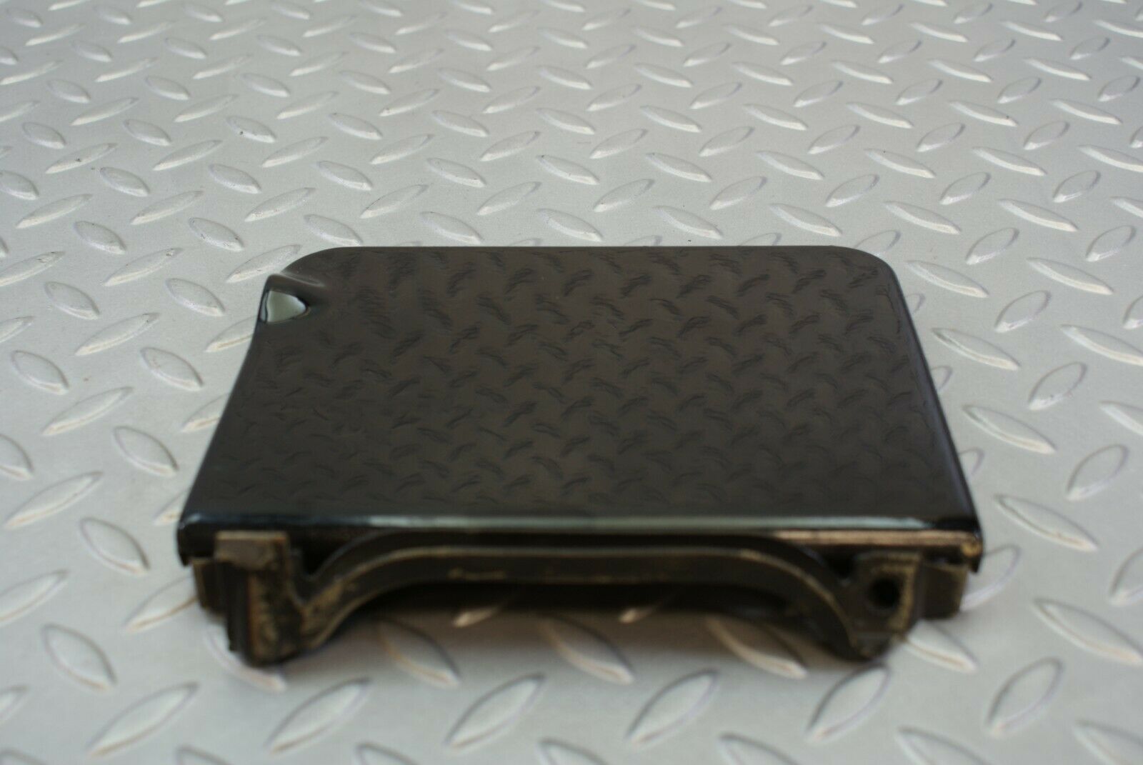 3127 Mercedes-Benz W115 220D Fuel Tank Flap Cap 1145840139