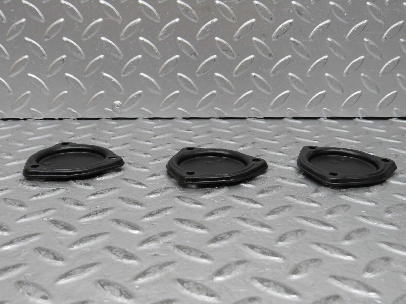 28164 Mercedes-Benz W123 280E Camshaft Access Cover Plate Set