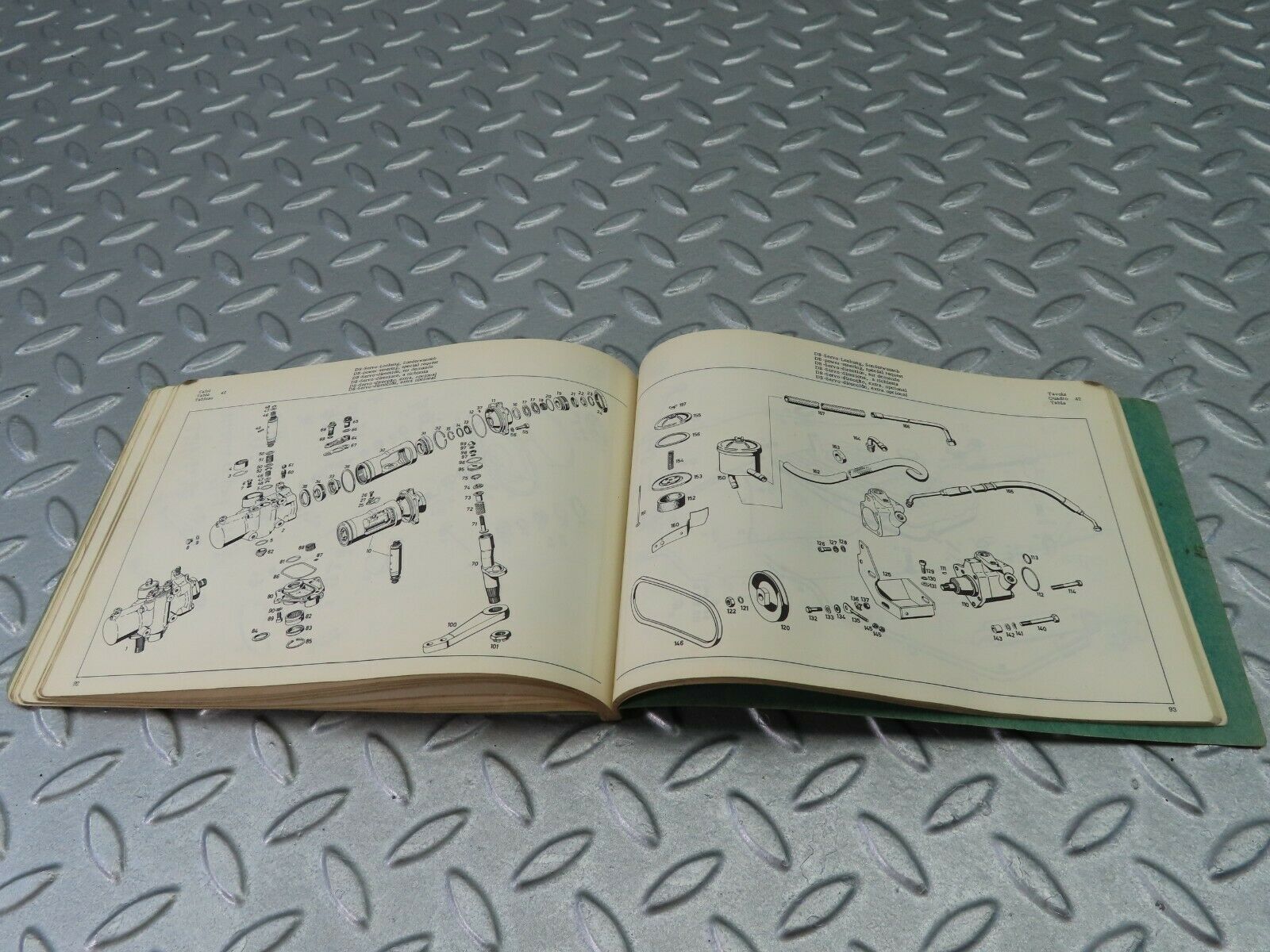 8005 Mercedes-Benz W110 190C 190D Catalog C 12074