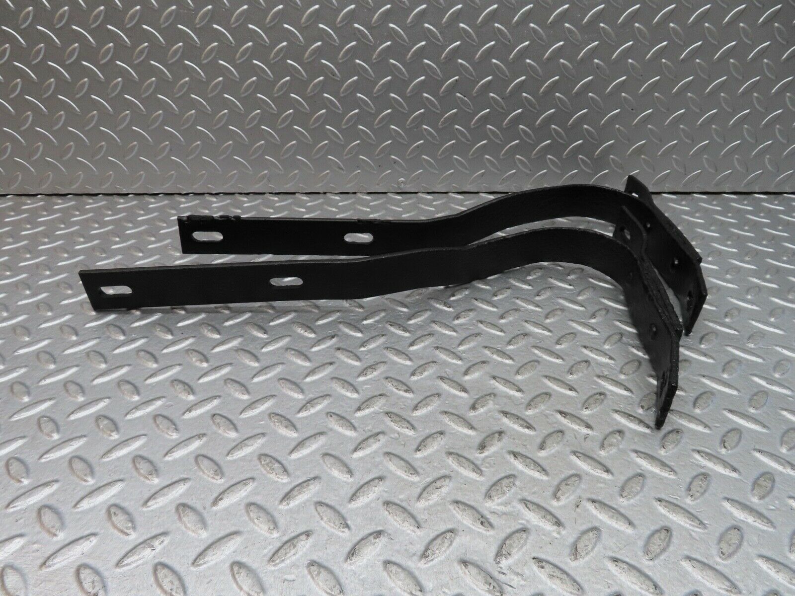 18773 Mercedes-Benz W120 W121 Ponton Rear Bumper Bracket Holder
