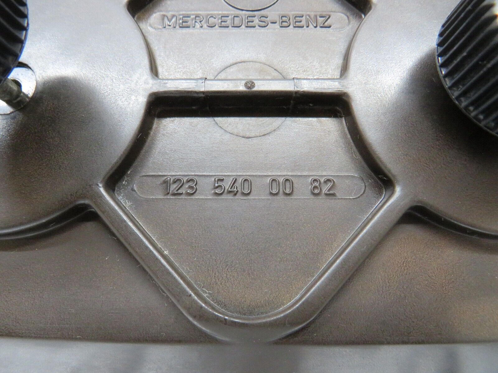 29853 Mercedes-Benz W123 230E Fuse Box Cover Lid 1235400082