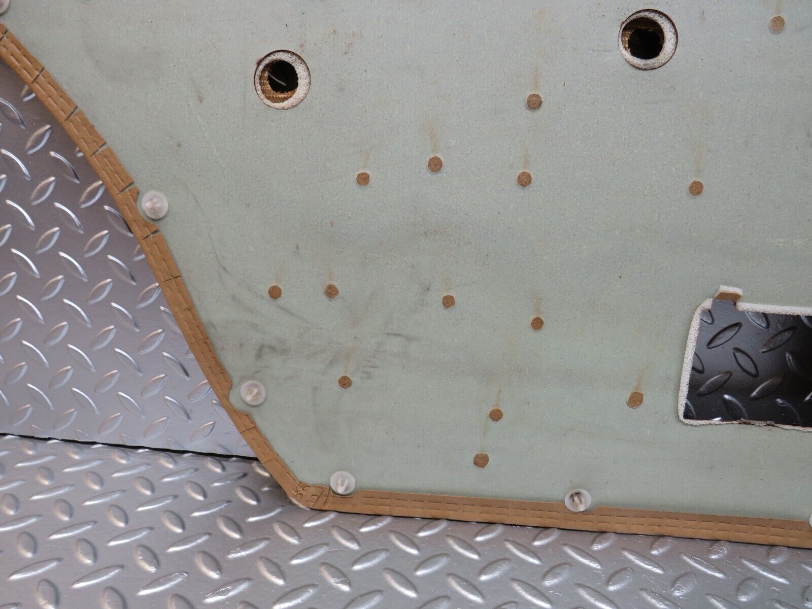 25464 Mercedes-Benz W123 200 Rear Right Door Card Palomino