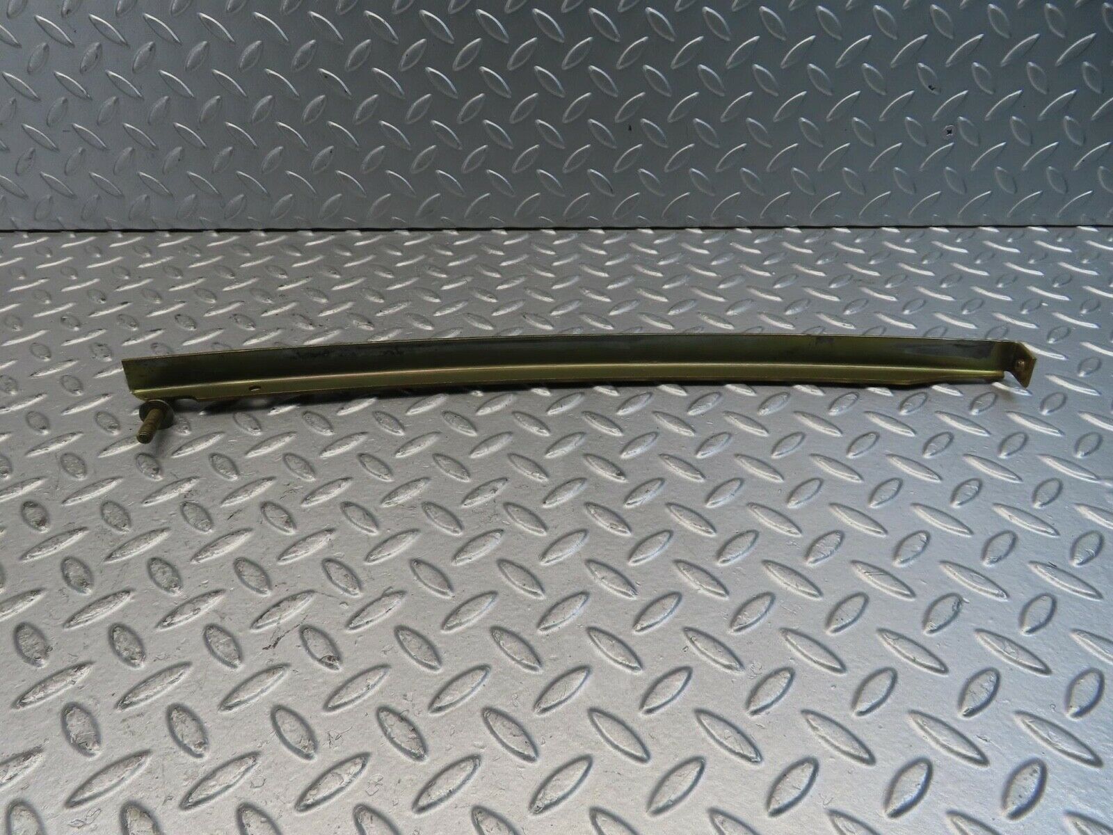 11386 Mercedes-Benz C123 230CE Coupe Bottom Window Channel Right Door