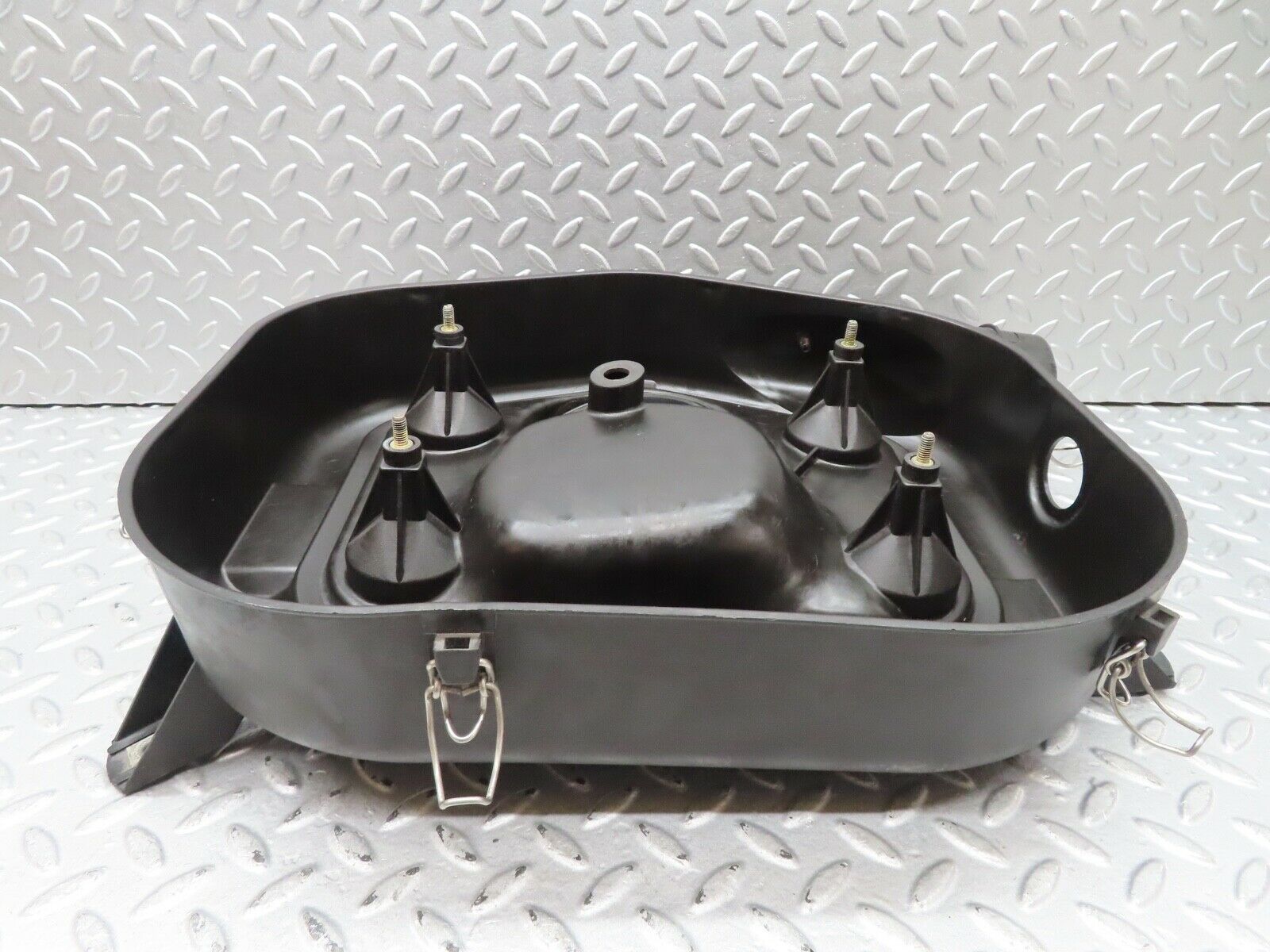 17235 Mercedes-Benz R129 300SL Coupe Air Filter Housing 0160946602