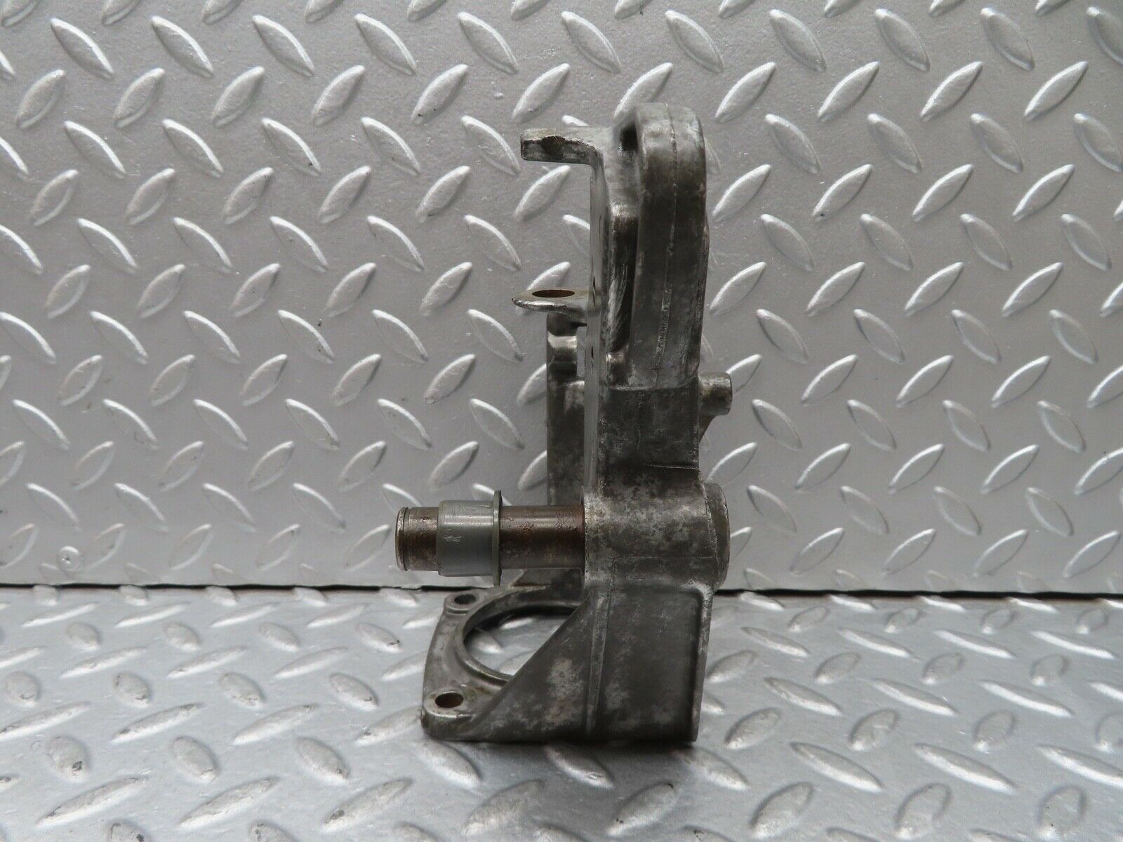 16898 Mercedes-Benz C123 280CE Coupe Brake Pedal Bracket 1232900219