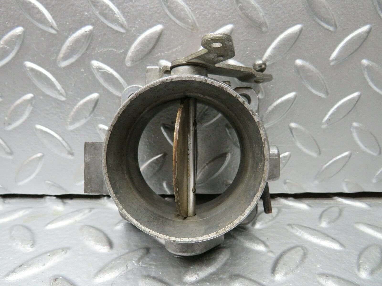 23078 Mercedes-Benz C123 230CE Coupe Throttle Body Valve