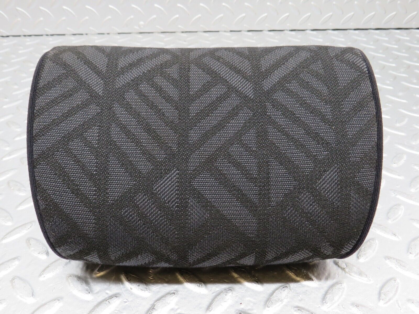 33389 Mercedes-Benz W202 C180 Rear Headrest