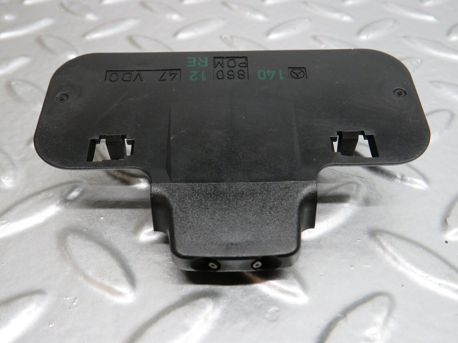 24635 Mercedes-Benz W140 S320 Front Heated Windscreen Washer Nozzle 1408601247