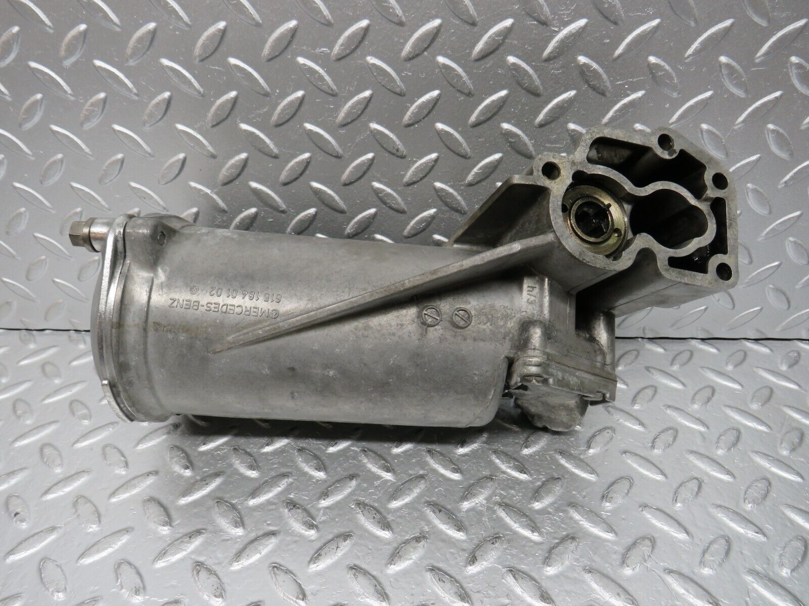 31099 Mercedes-Benz W123 240D Oil Filter Housing 6151840102 6171840125