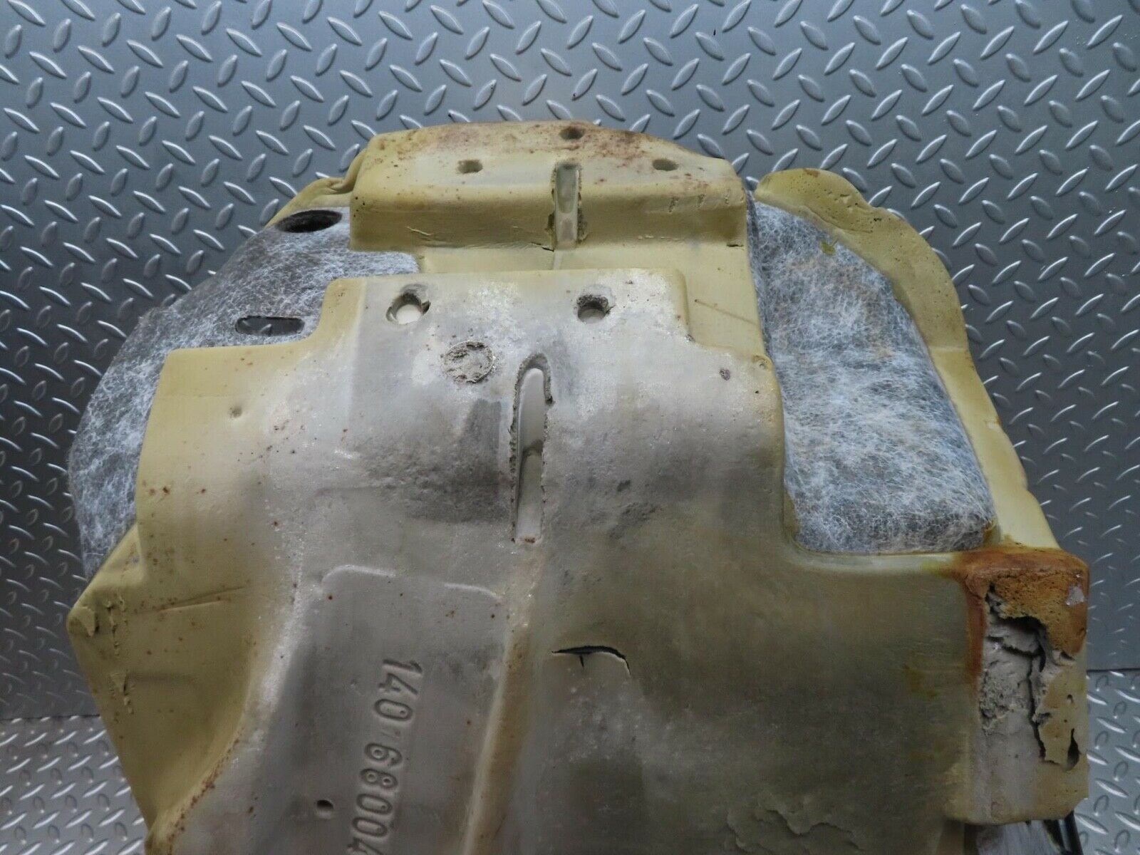 15131 Mercedes-Benz W140 S320 Front Right Foot Well Carpet 1406800440