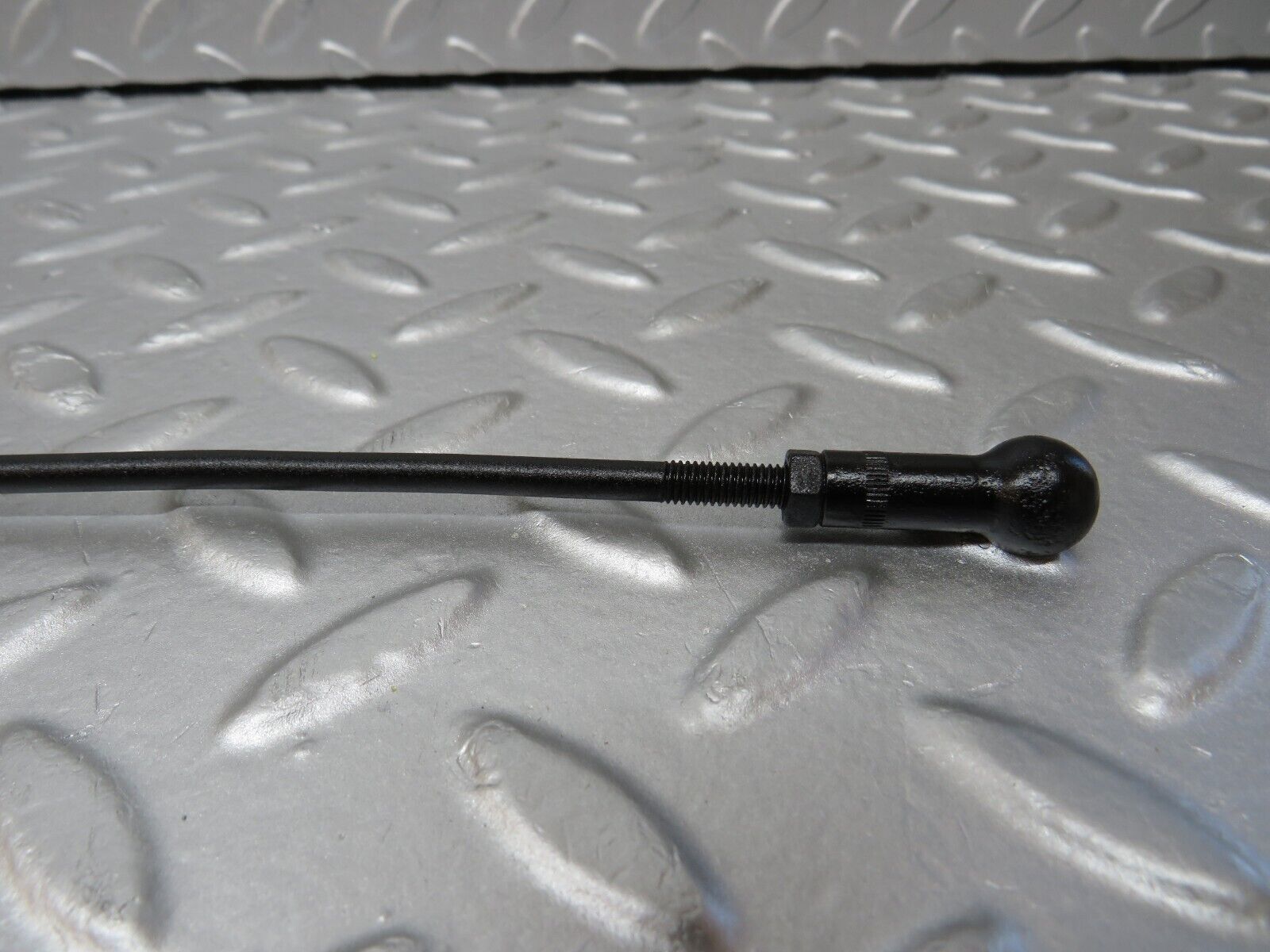 34601 Mercedes-Benz C126 380SEC Coupe Throttle Linkage