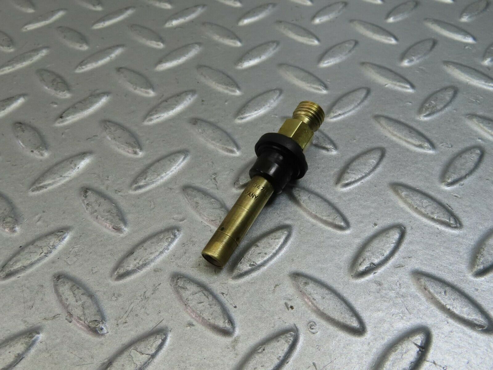 9465 Mercedes-Benz C124 300CE Coupe Fuel Injector Bosch 0437502010