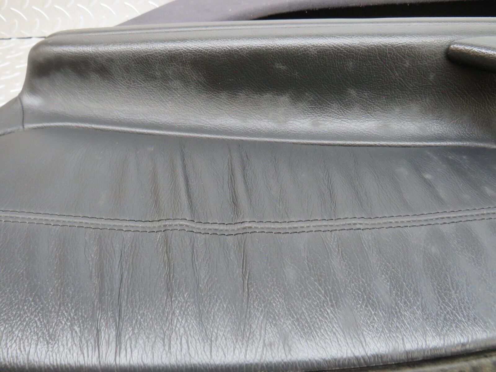 34730 Mercedes-Benz W210 320E Front Right Door Card 2107201651