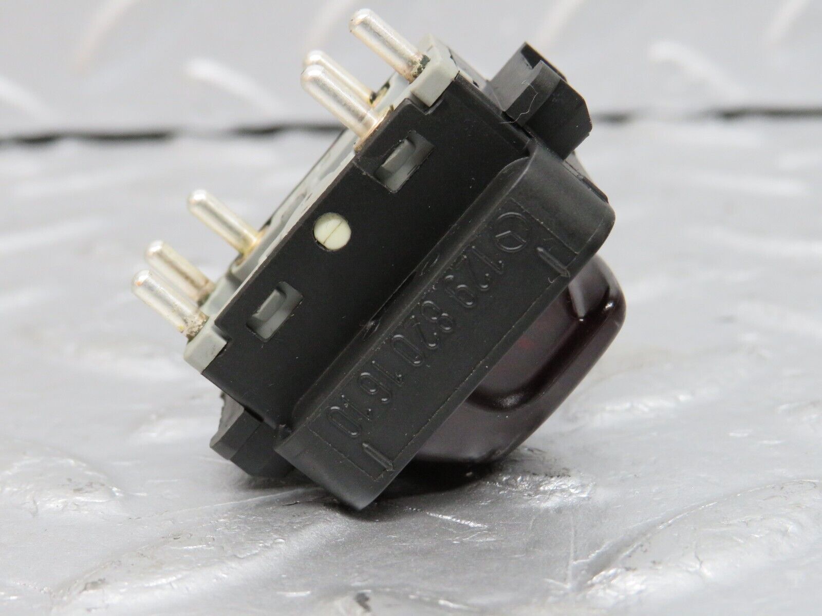 39638 Mercedes-Benz R129 320SL Coupe Roof Switch 1298201610