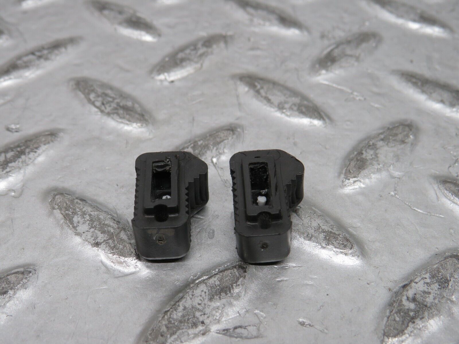 28317 Mercedes-Benz S123 240D Wagon Heater Control Knob Set