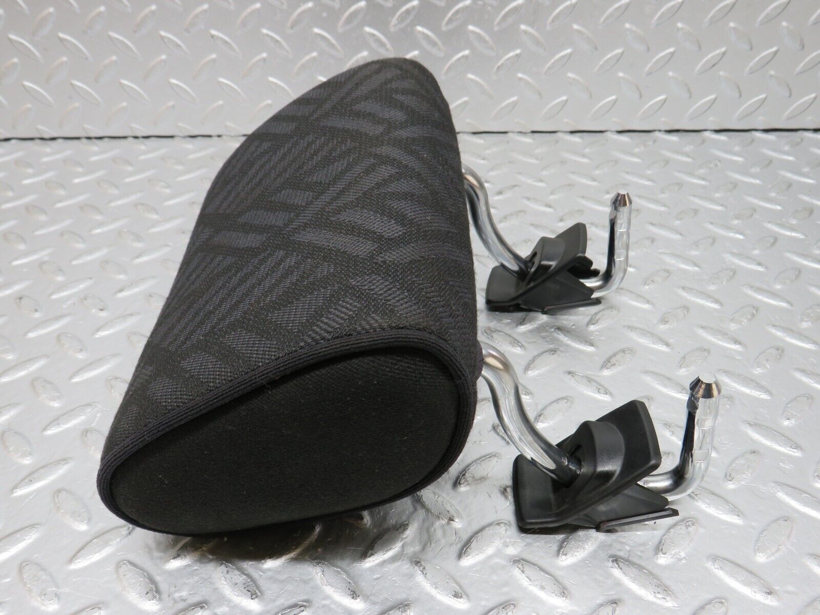 33389 Mercedes-Benz W202 C180 Rear Headrest