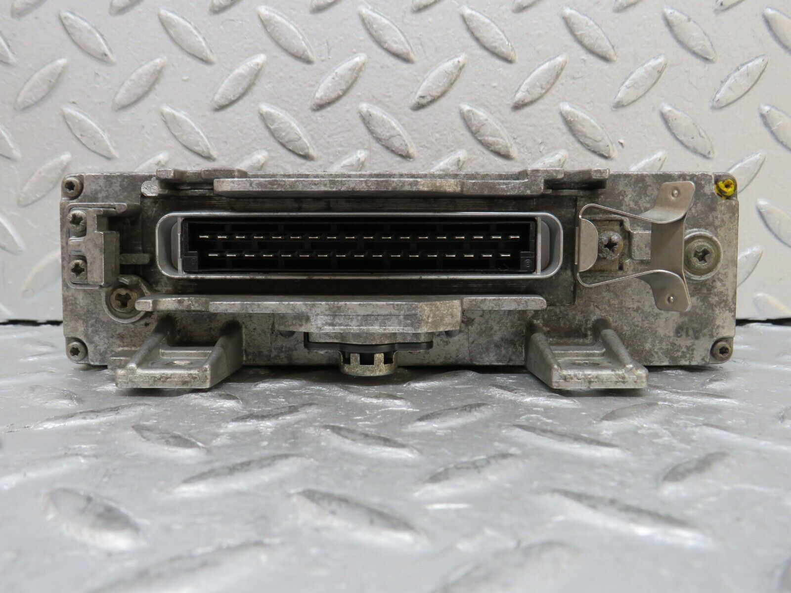 37734 Mercedes-Benz A124 320E Cabriolet ABS Control Unit ECU Bosch 0055455132 0265101020