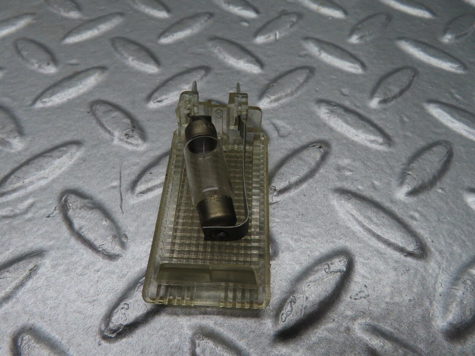 18091 Mercedes-Benz W123 200 Glove Box Light