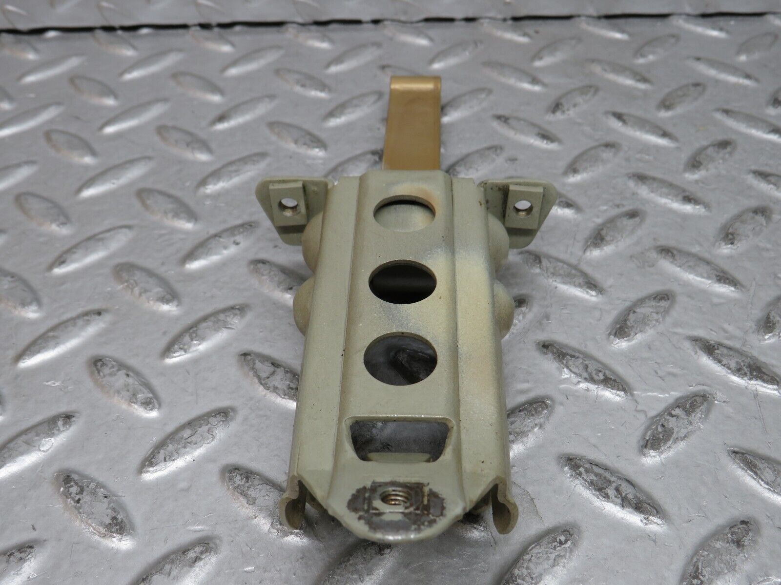 28509 Mercedes-Benz S123 240D Wagon Door Safety Check Strap