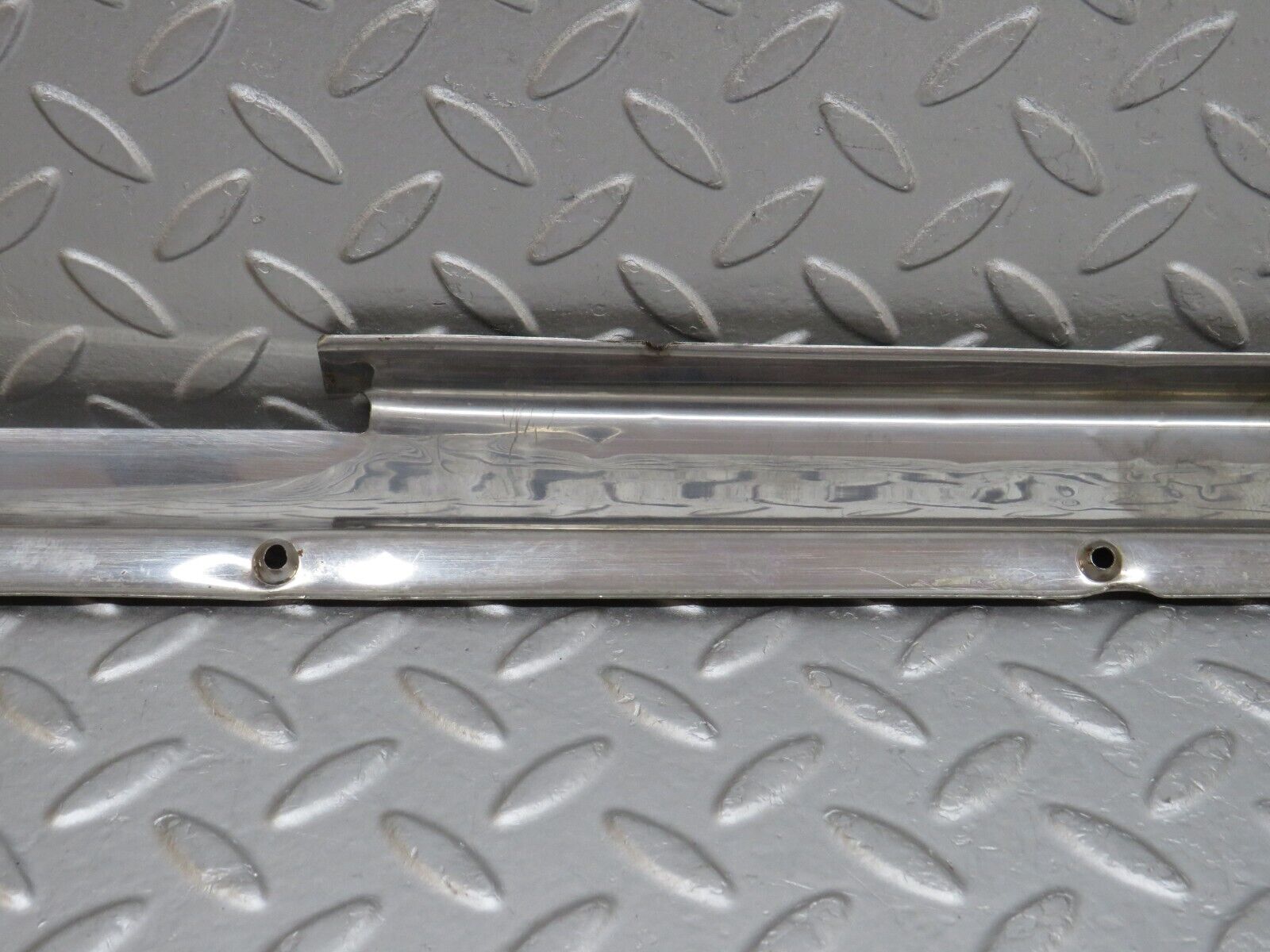 35767 Mercedes-Benz W108 Front Left Door Sill Chrome
