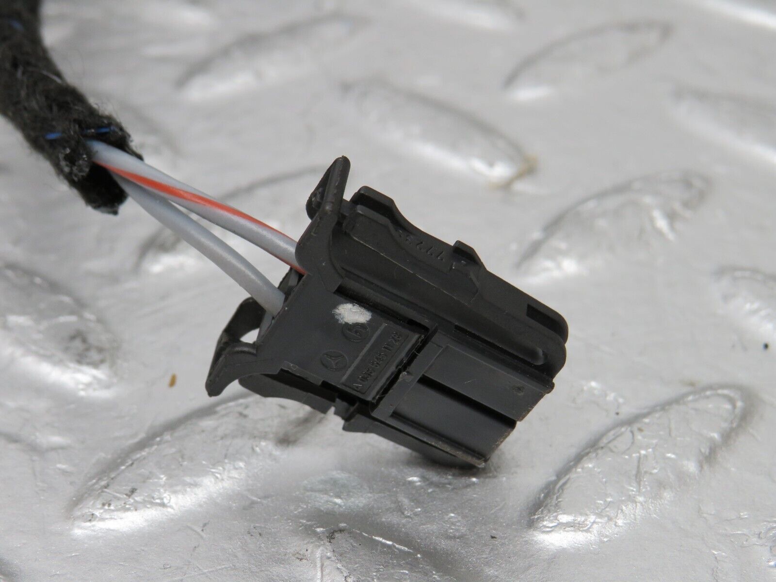 34722 Mercedes-Benz W210 320E Rear Right Door Speaker 2108274014 2108273614