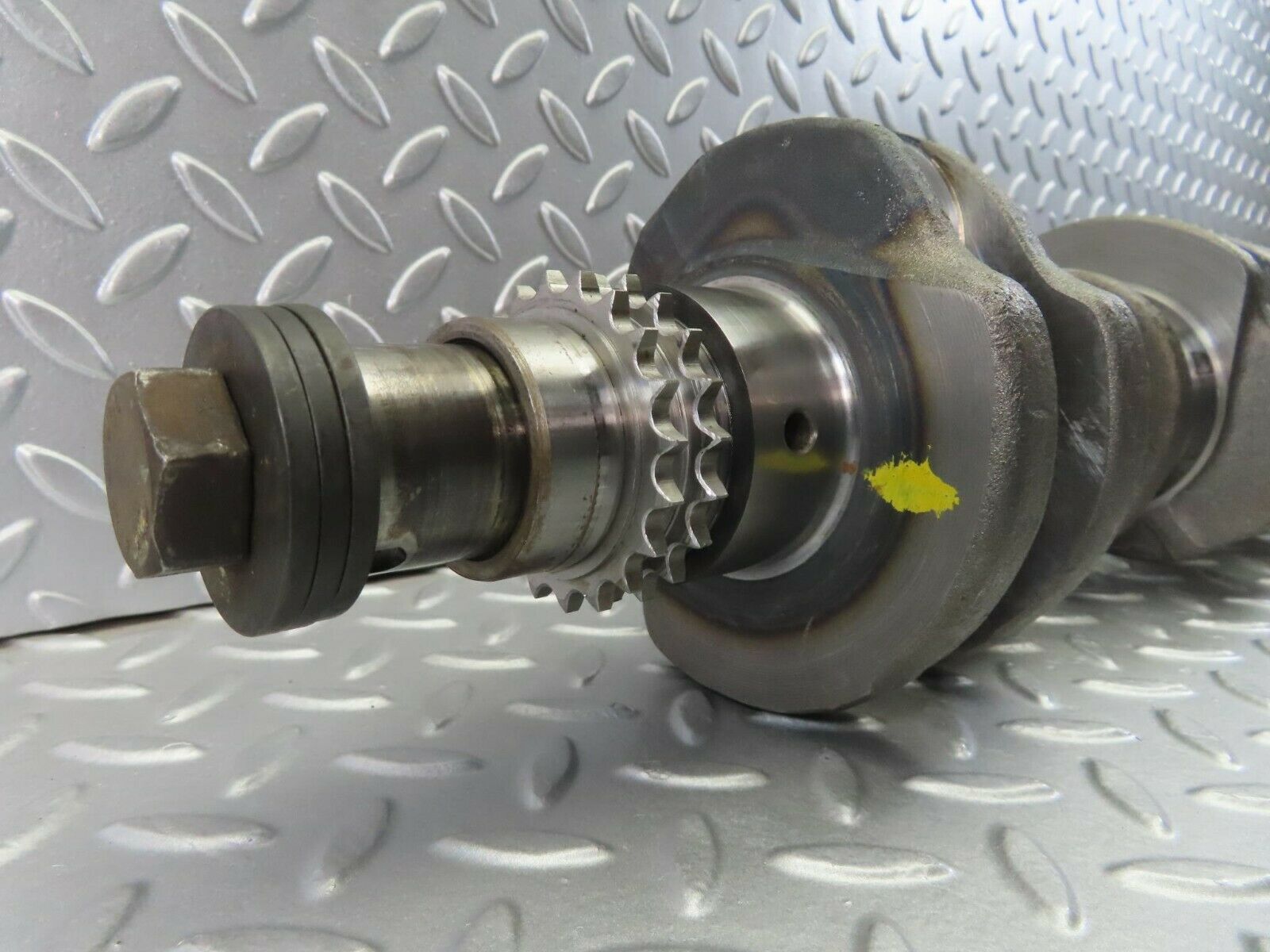 10165 Mercedes-Benz W108 Crankshaft 1140310001