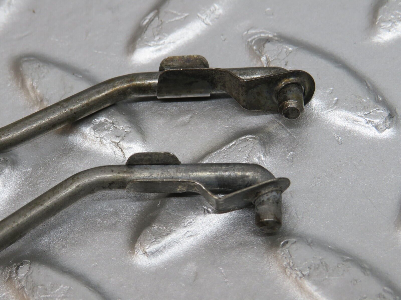 32294 Mercedes-Benz W123 230E Front Door Lock Knob Pair