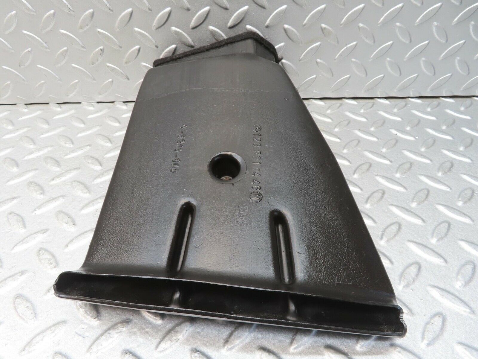 13486 Mercedes-Benz W123 200 Air Duct Heater Ventilation Left 1238310446