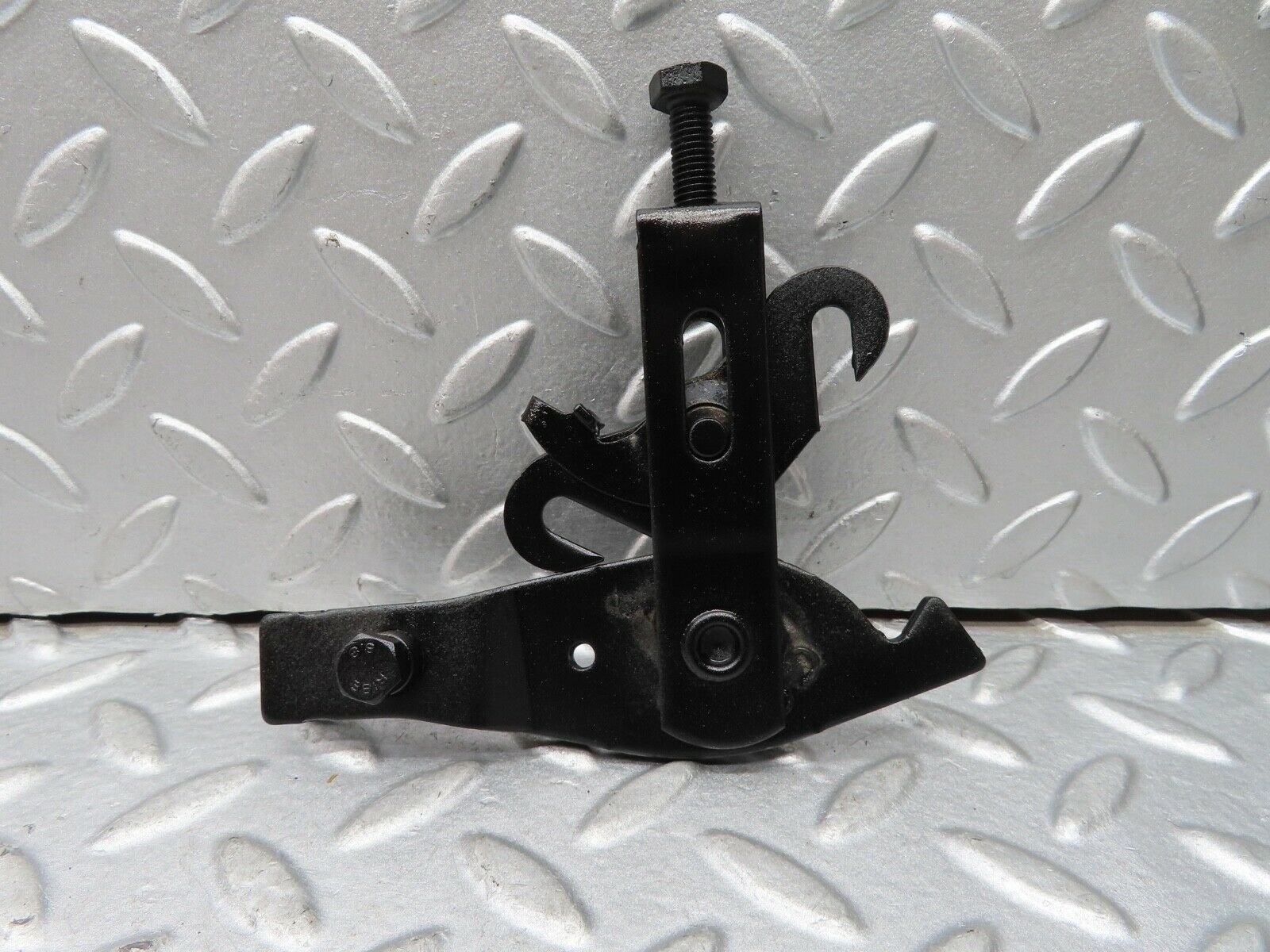 17352 Mercedes-Benz R129 300SL Coupe Handbrake Regulator