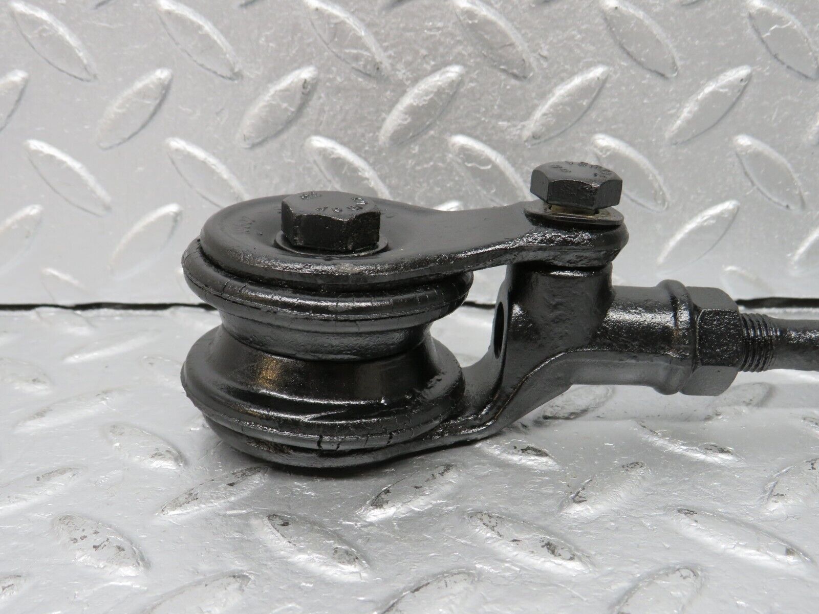 40433 Mercedes-Benz W110 230 Strut Rear Axle Mount 1113510240 1113510340