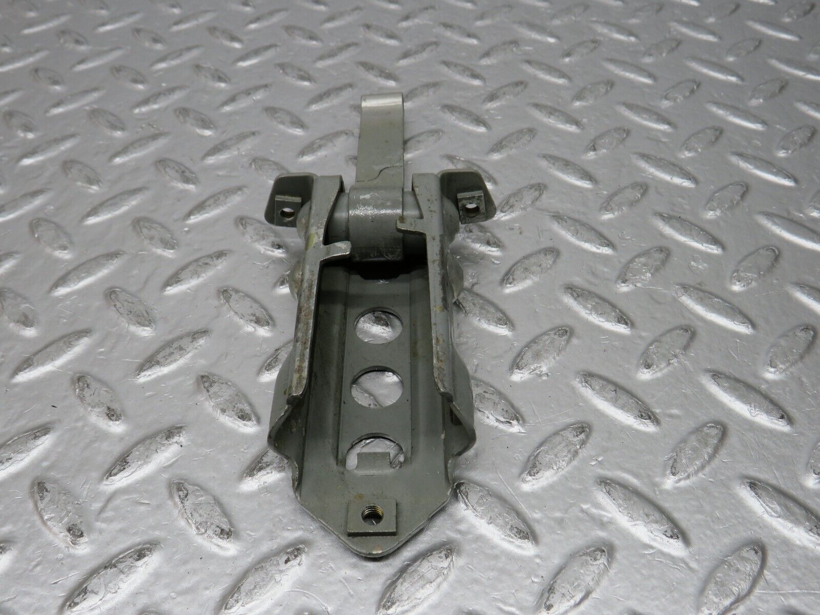 31801 Mercedes-Benz W201 190LE 1.8L Door Safety Check Strap