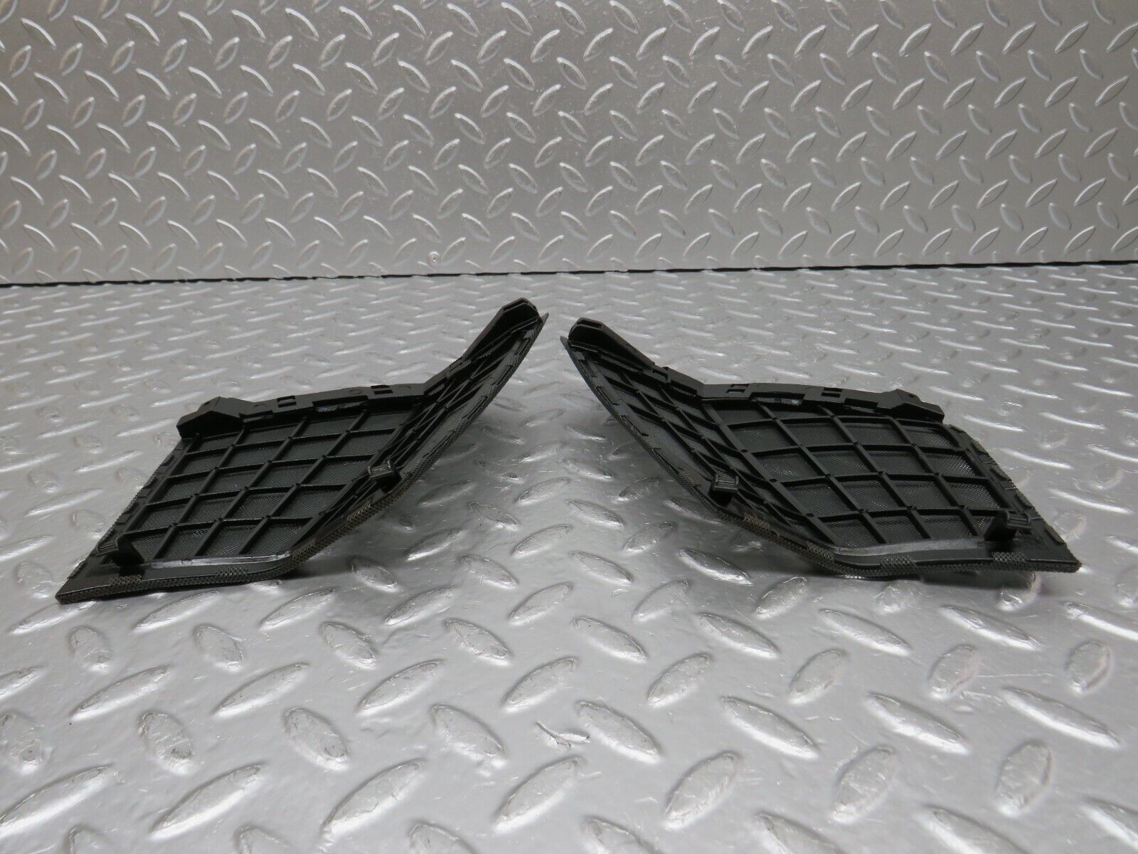 32493 Mercedes-Benz S124 300TE Wagon Dashboard Speaker Cover Pair