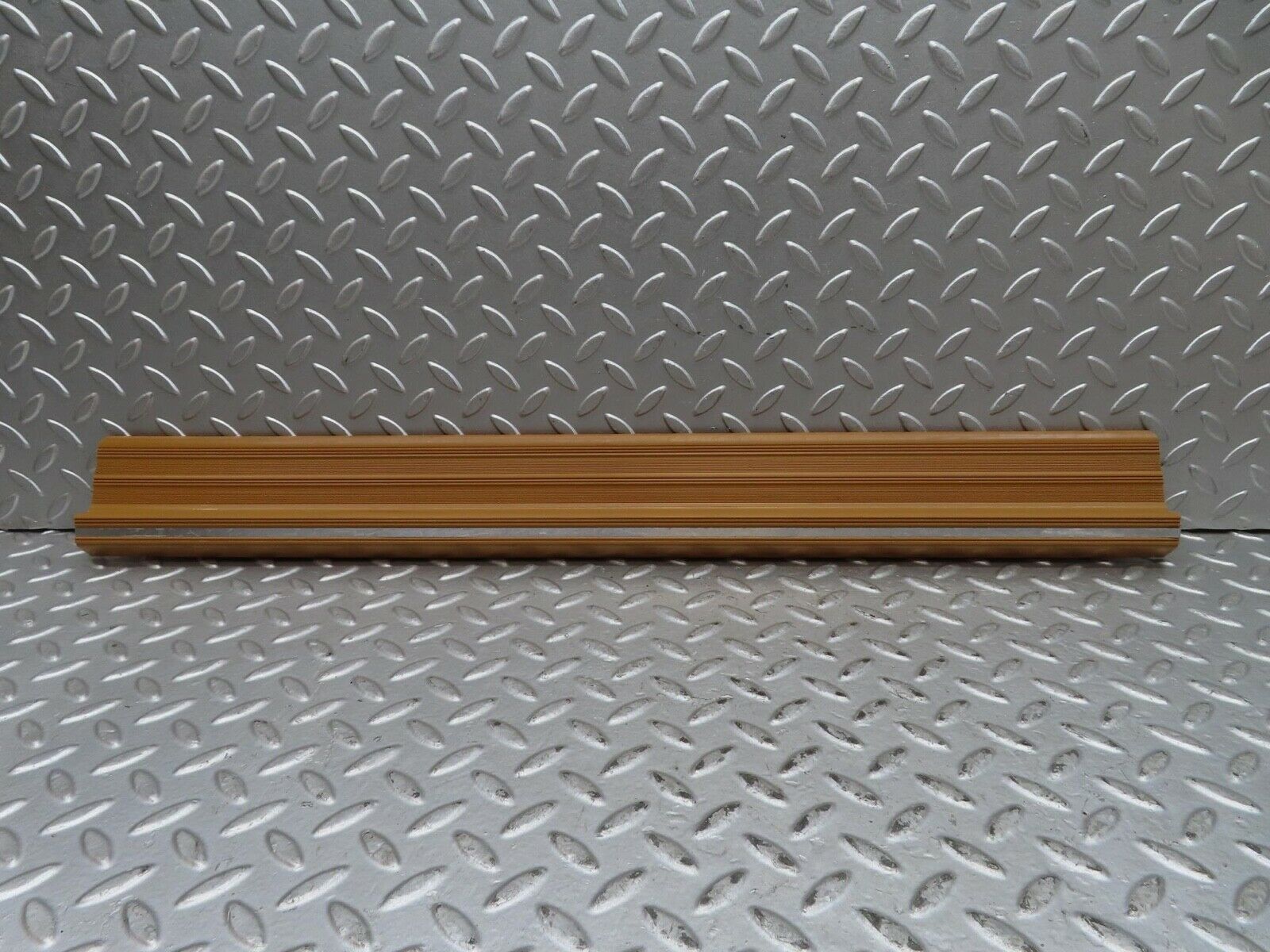 15853 Mercedes-Benz W123 280E Front Right Door Sill Trim Beige