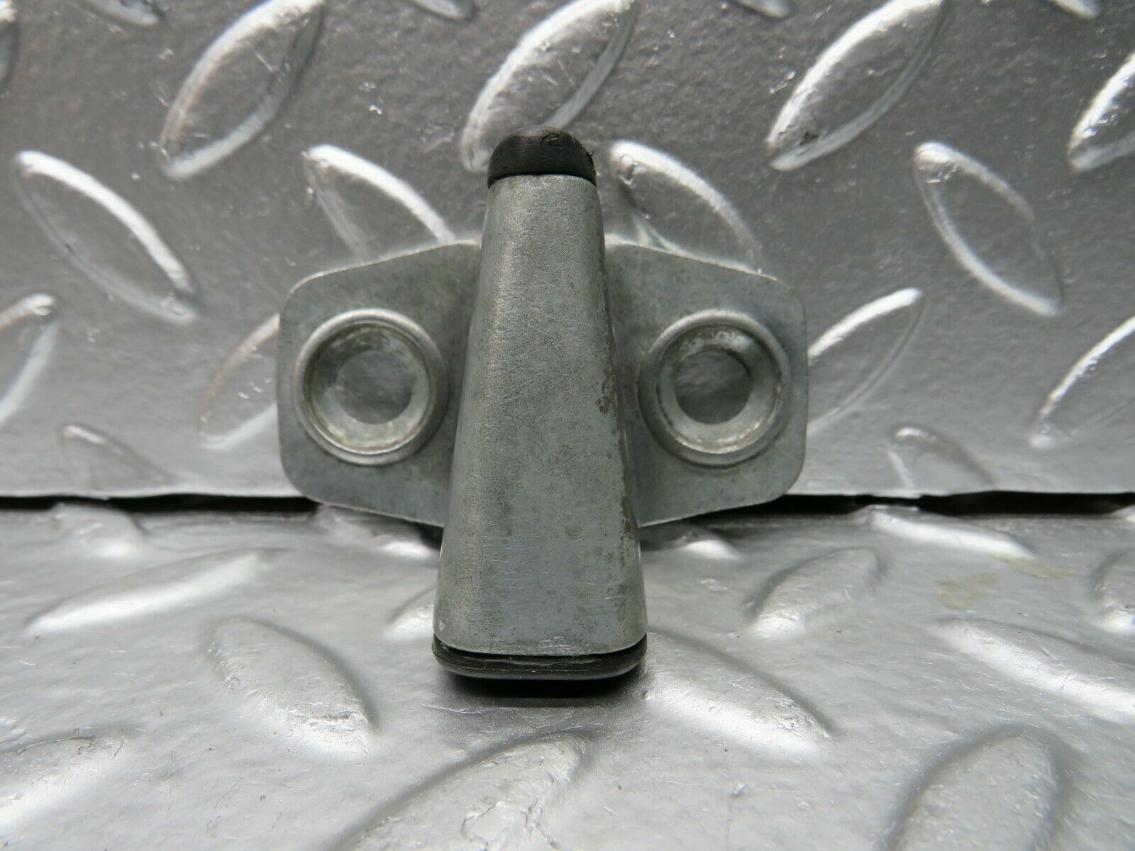 22616 Mercedes-Benz C124 E220 Coupe Door Lock Latch