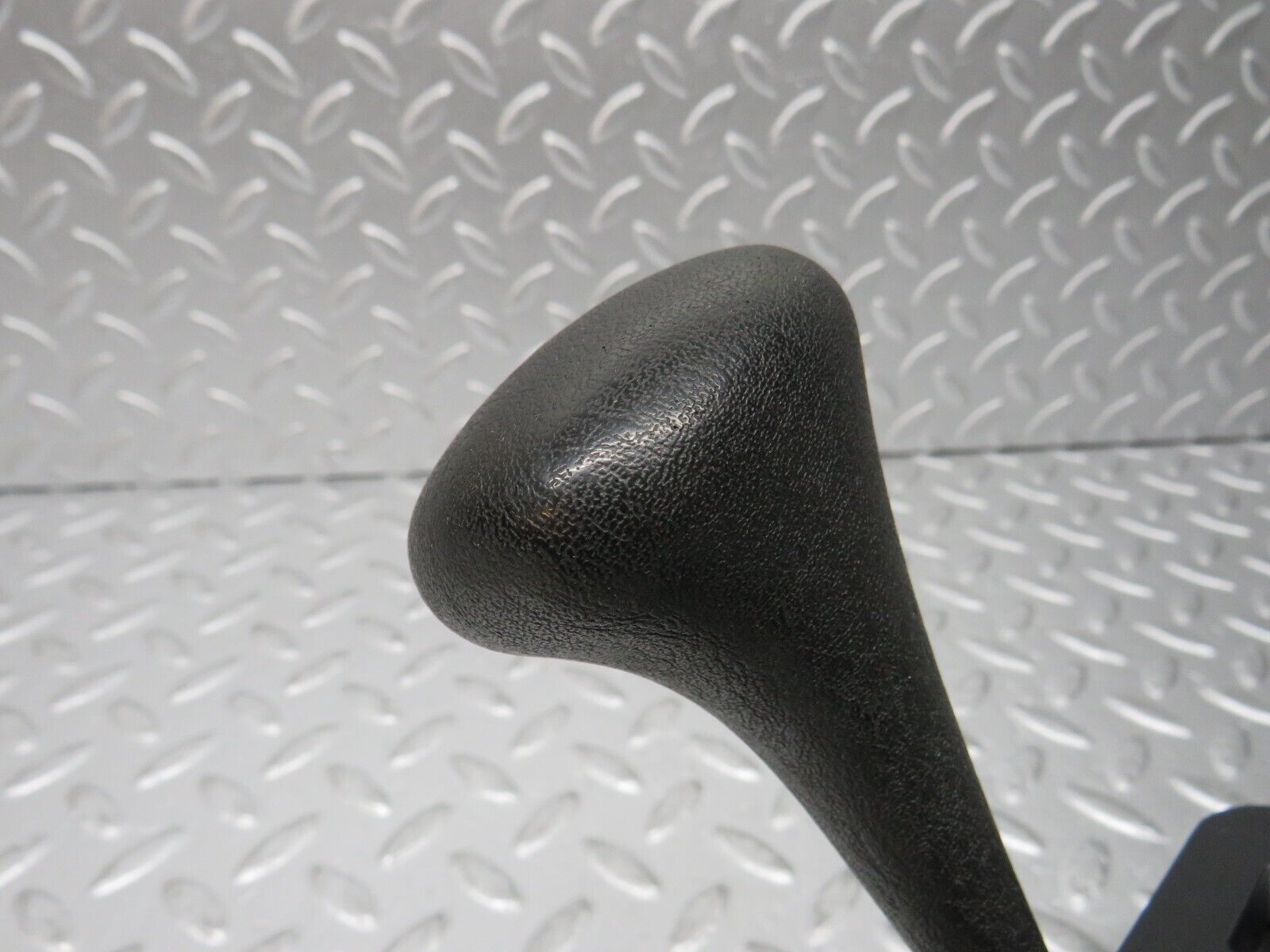 31673 Mercedes-Benz W201 190LE 1.8L Automatic Gear Selector 1292670637