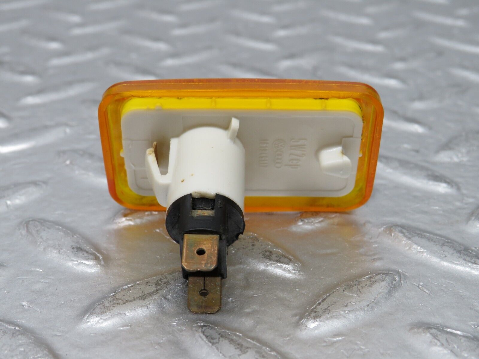 29978 Porsche 924 Wing Indicator Hella 161949117