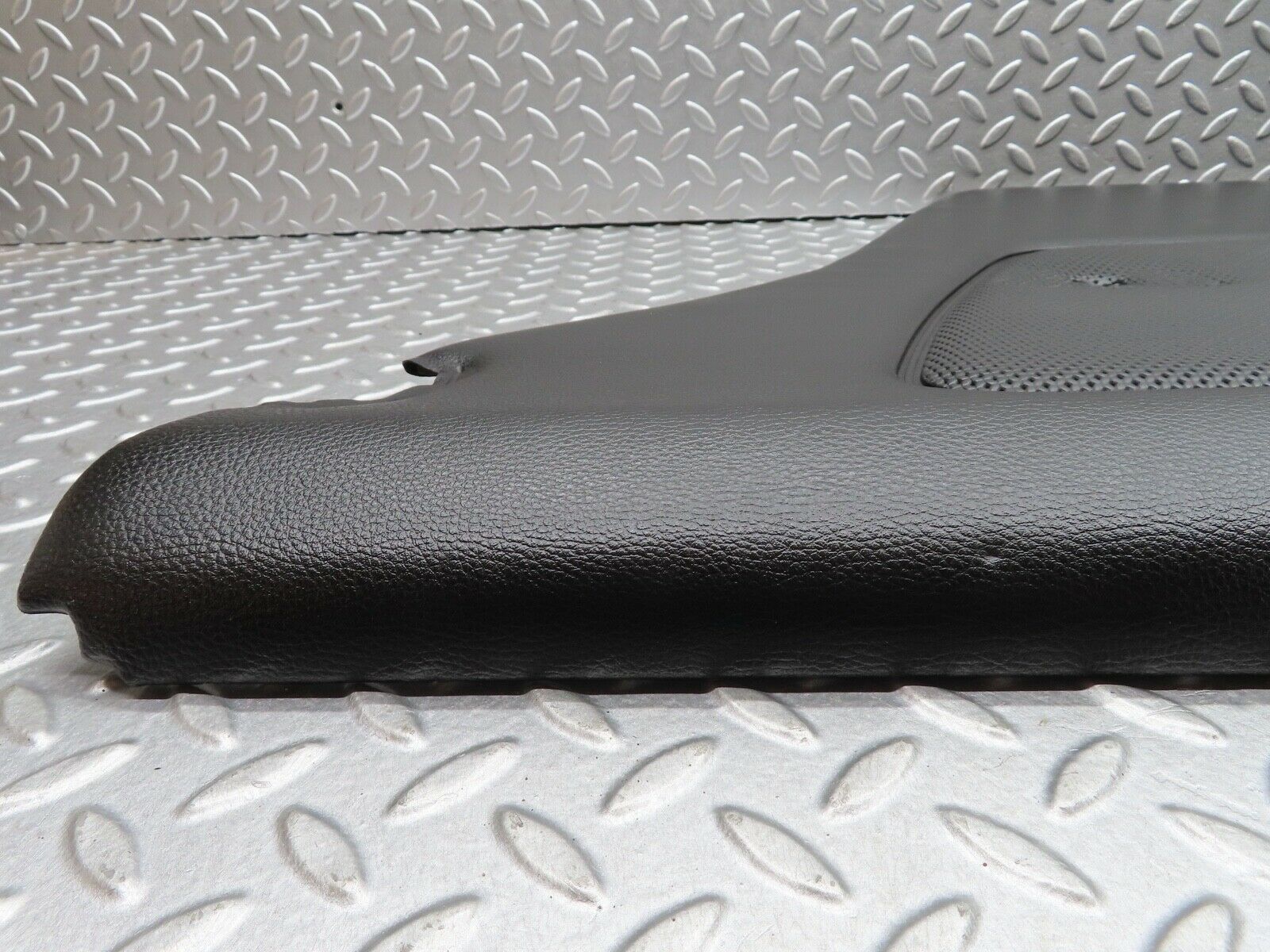 19029 Mercedes-Benz W123 300D Rear Right Door Card Black