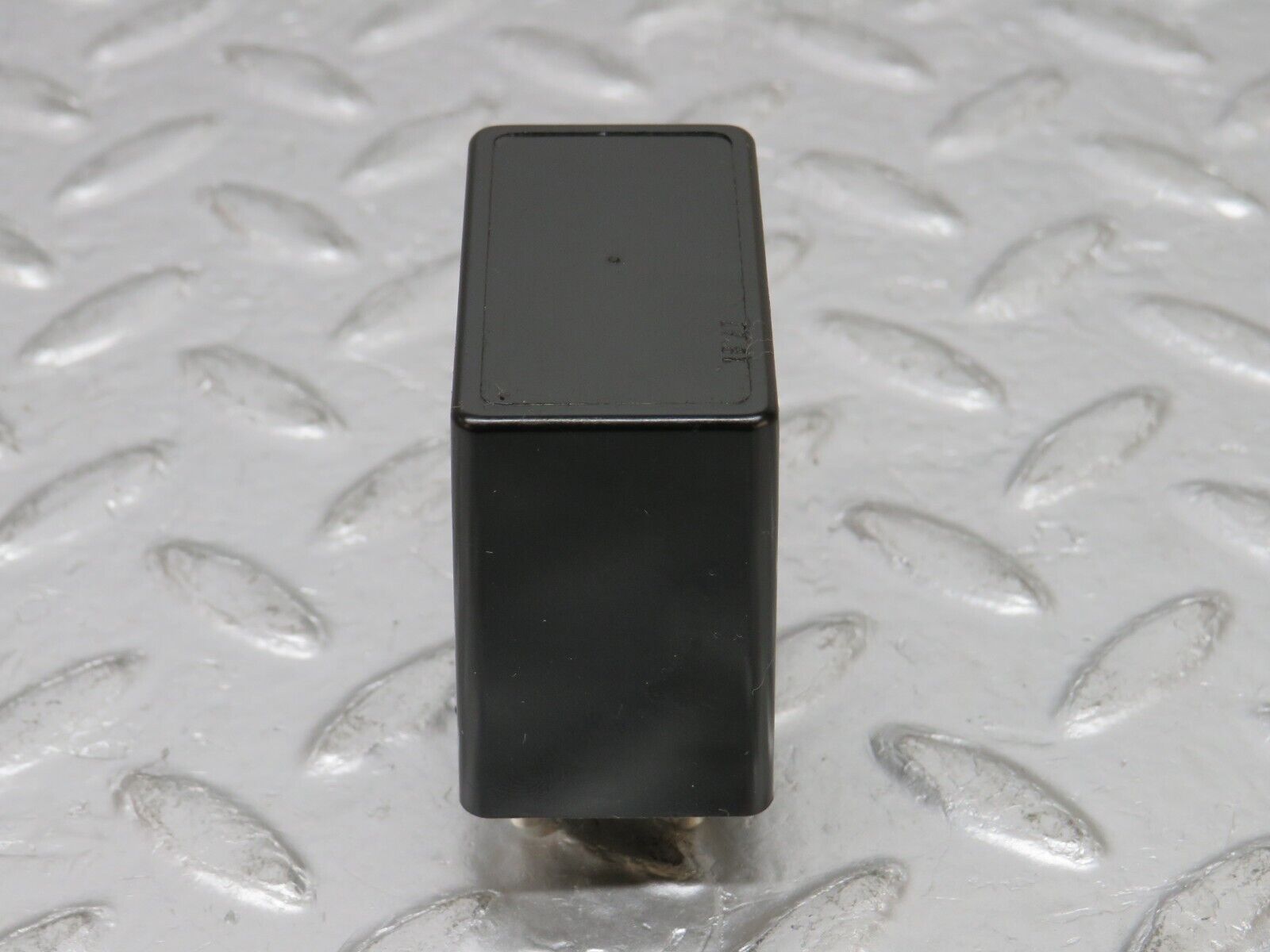 32476 Mercedes-Benz S124 300TE Wagon Rear Windscreen Wiper Relay 1248210063