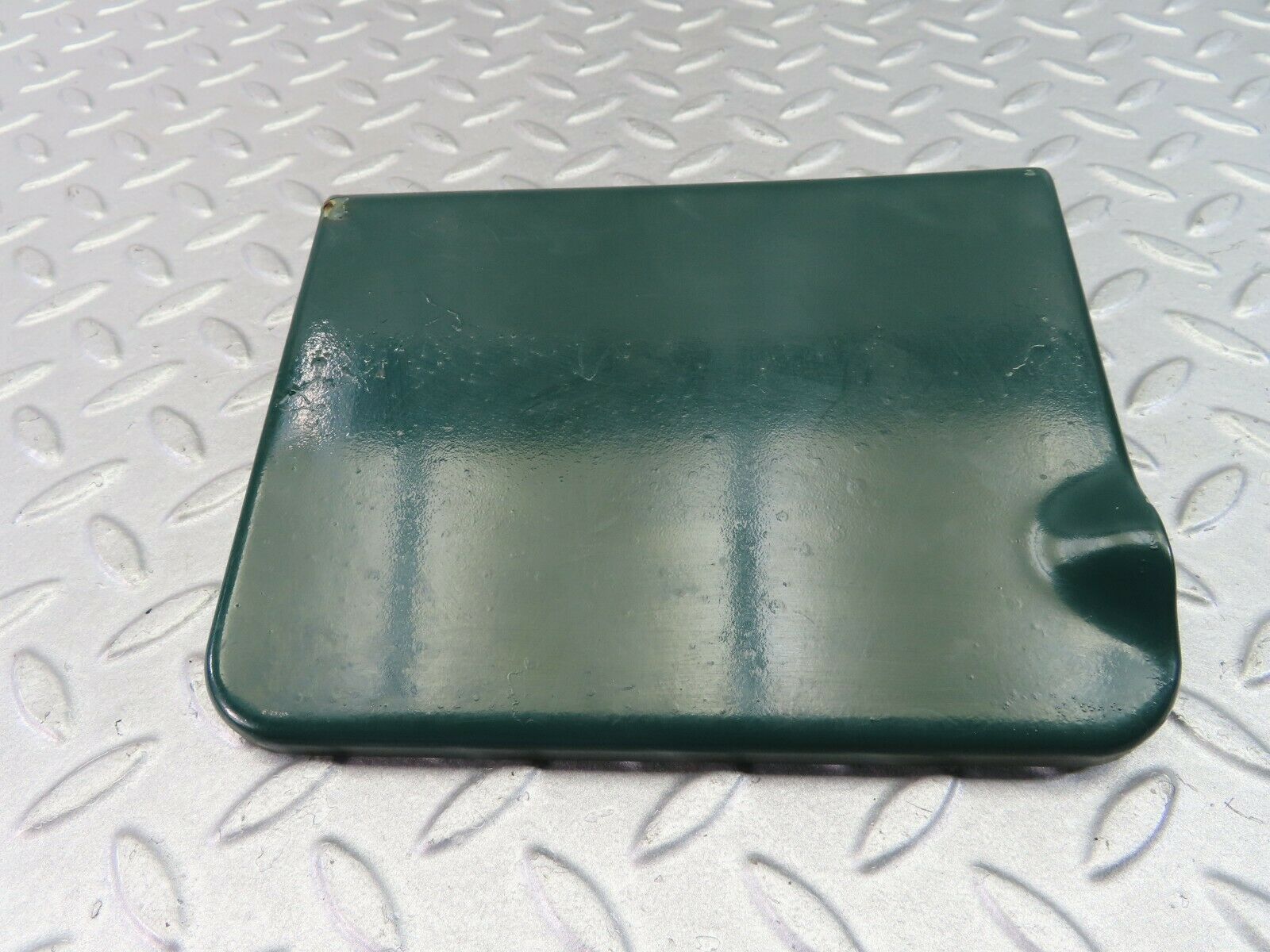 7980 Mercedes-Benz W115 220D Fuel Tank Flap Cap 1145840139