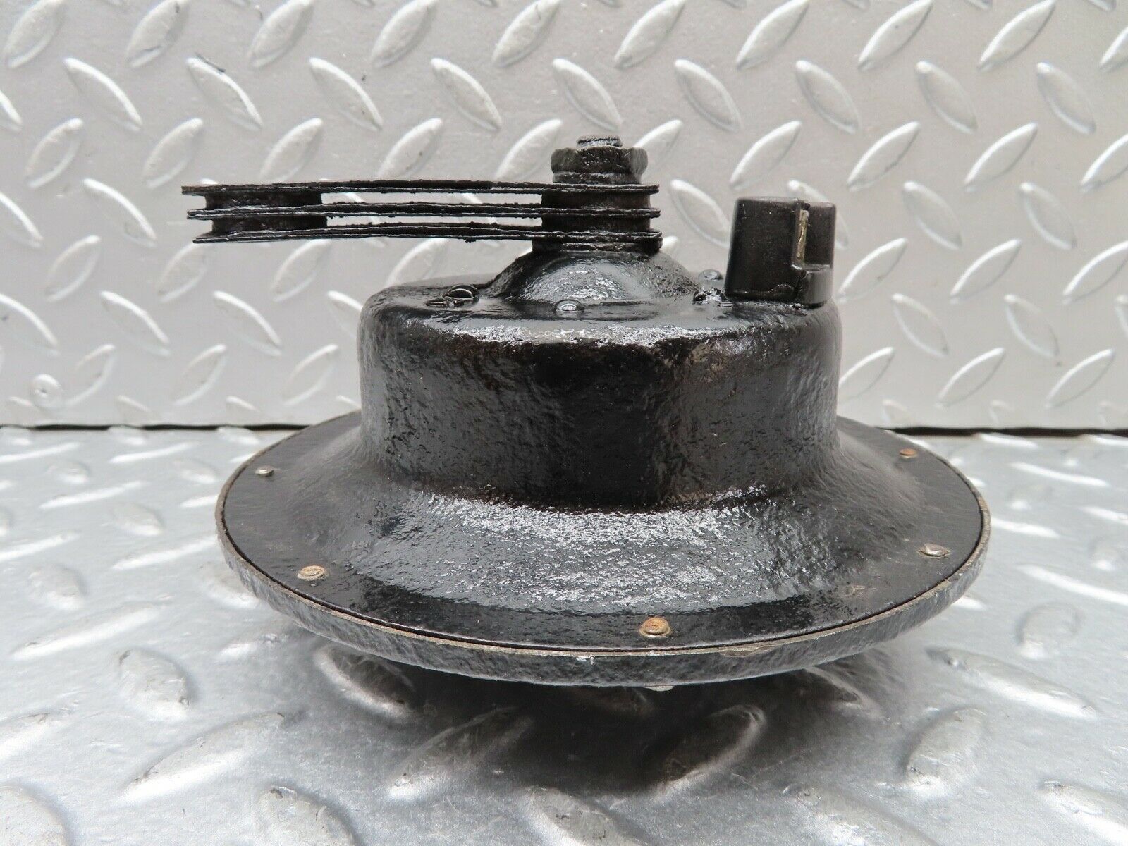 18316 Mercedes-Benz W111 220SE Coupe Horn Bosch HO/FSA 12/10