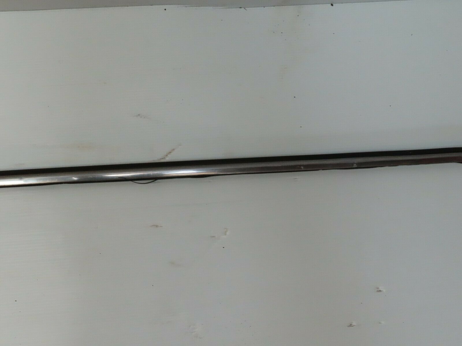 4827 Mercedes-Benz W114 280CE Coupe Centre Fender Wing Chrome Trim Rear Right