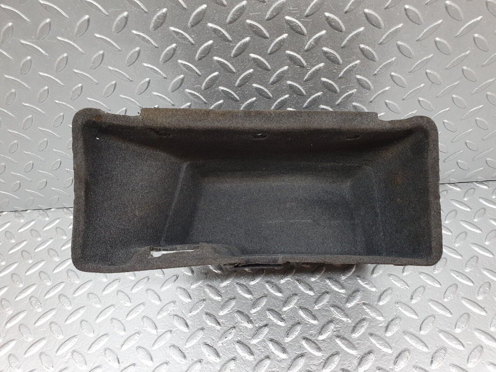 41574 Mercedes-Benz W124 200E Glove Box 1246800191