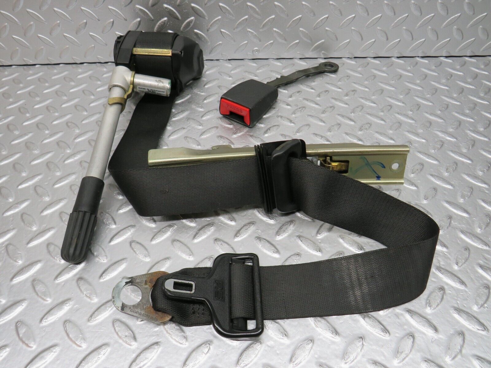 32636 Mercedes-Benz S124 300TE Front Left Seat Belt With Buckle 1248603985