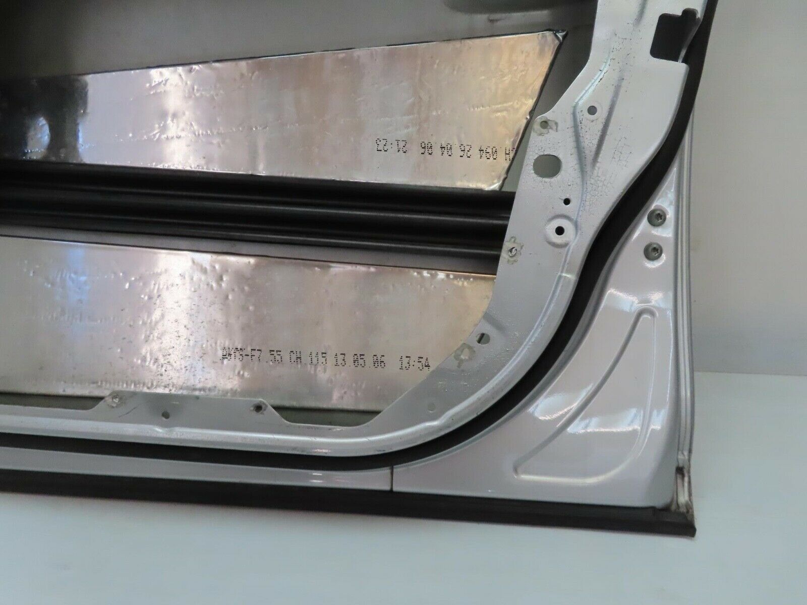 11244 Mercedes-Benz W221 S320 Front Right Door