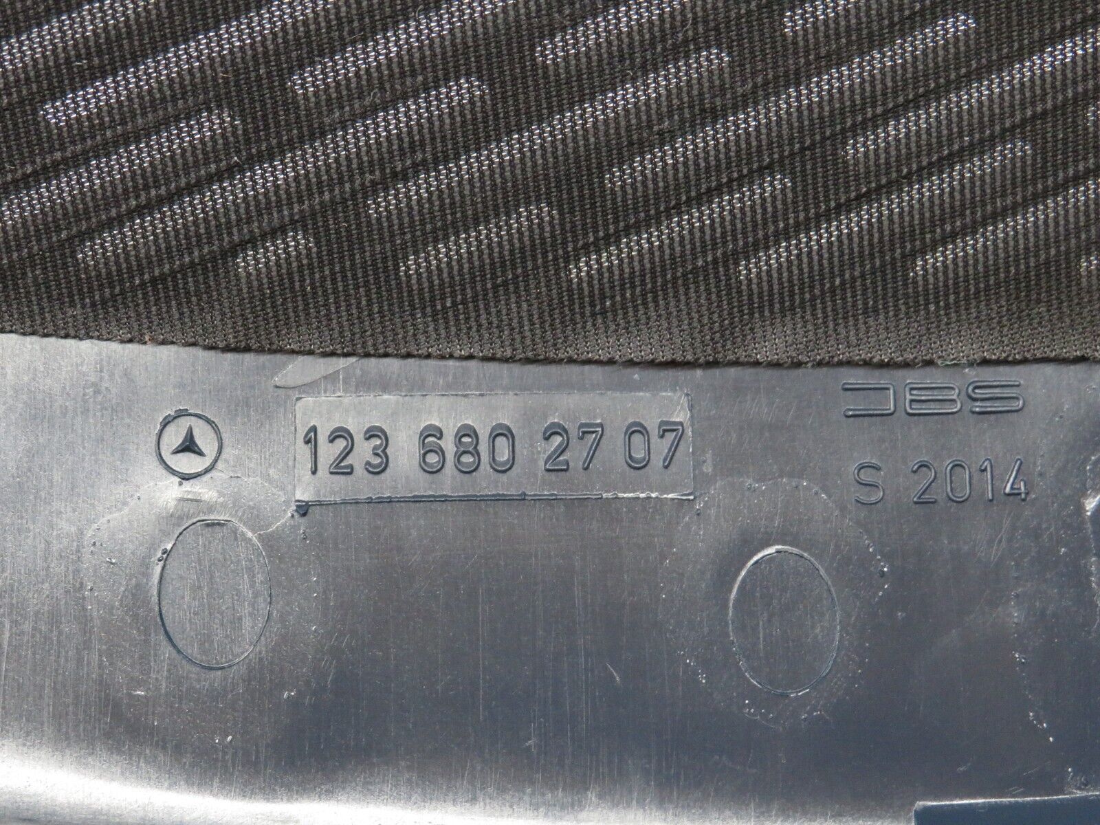 31979 Mercedes-Benz W123 230E Dashboard Speaker Covers 1236802707 1236802807