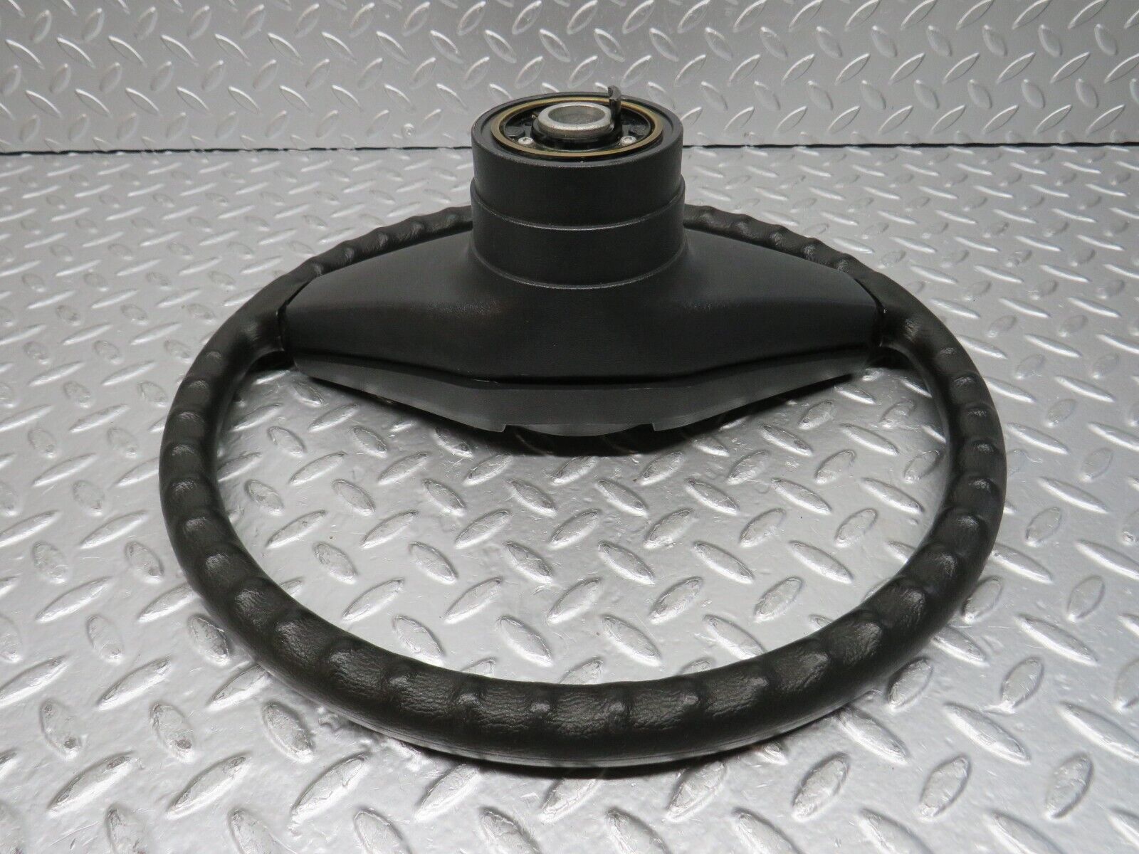 30038 Porsche 924 Steering Wheel 690578