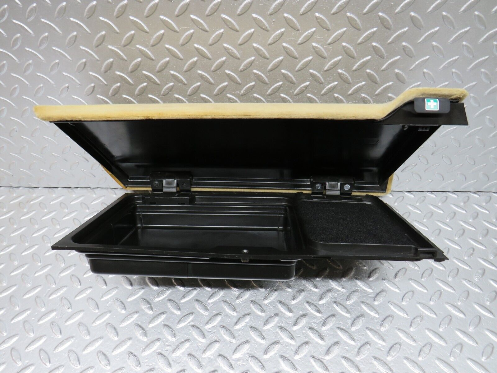 34388 Mercedes-Benz C126 380SEC Rear Right Parcel Shelf Storage 1268430207