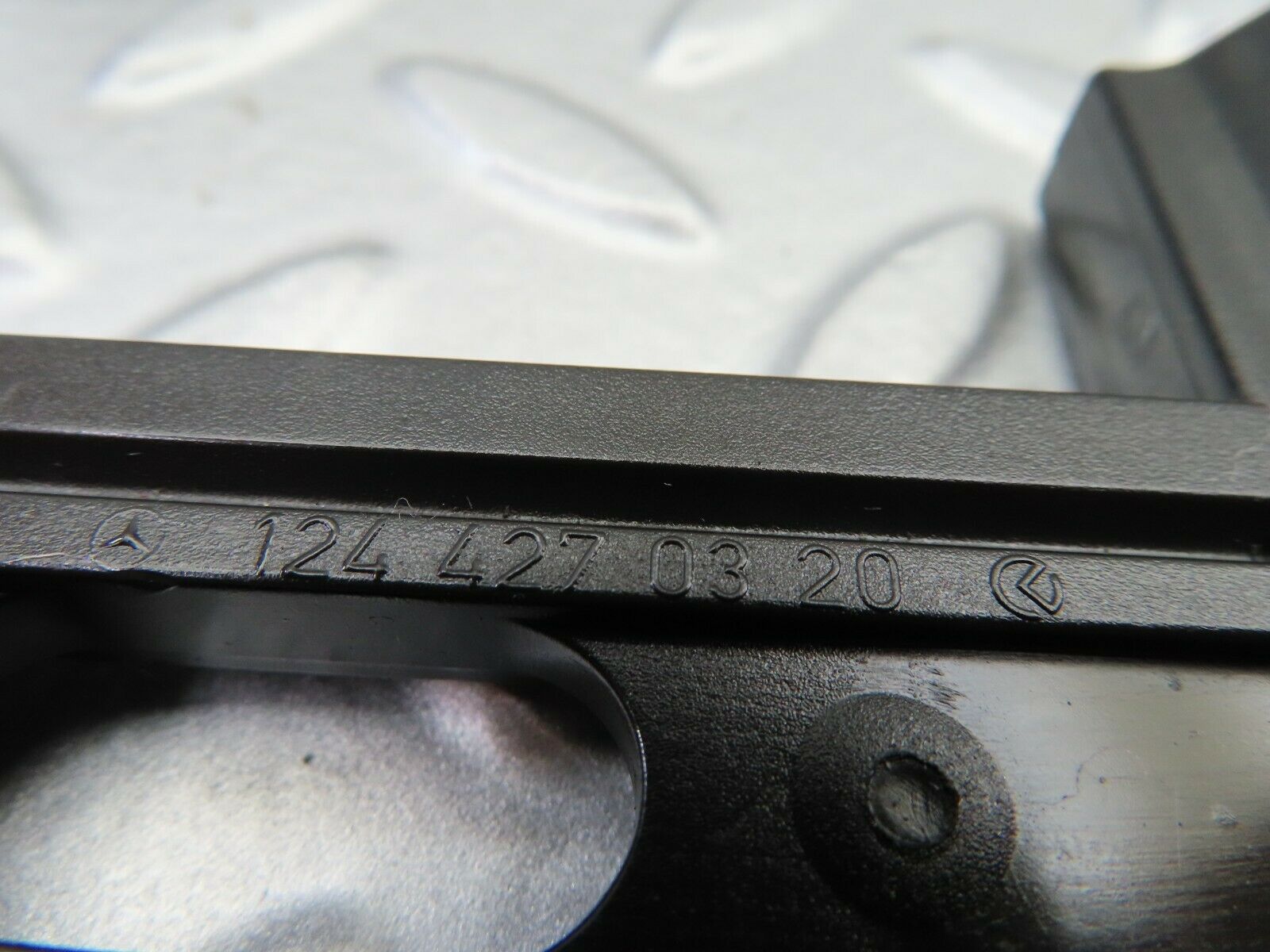 6474 Mercedes-Benz S124 E220 Wagon Parking Brake Release Handle 1244270320